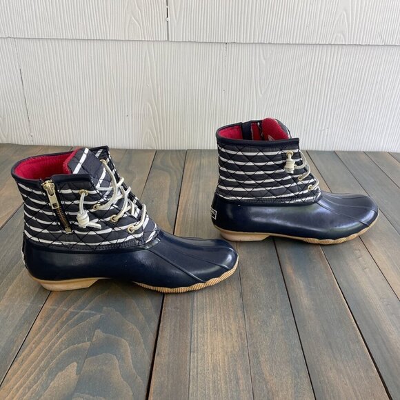 Sperry Saltwater Striped Quilted Duck Boots Navy Blue Side Zip Size 8 (I8) - Picture 3 of 6